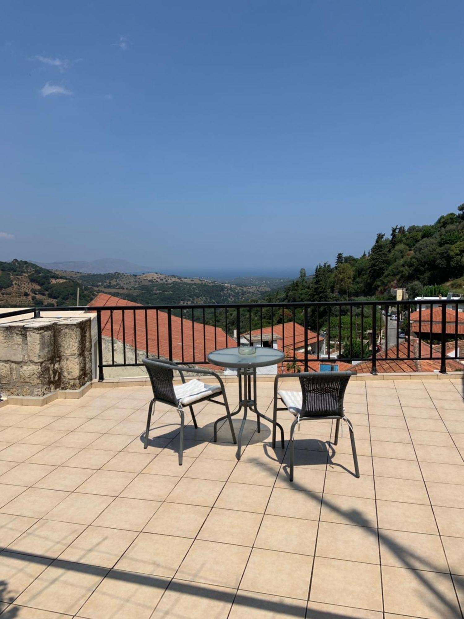 Villa Eleva Aryiroúpolis Buitenkant foto
